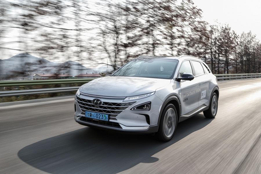  Hyundai NEXO 2018 года  (KR) (фото 9 из 35)